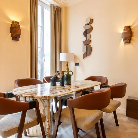 Nochichi Collections - Elysee Appartement Parijs