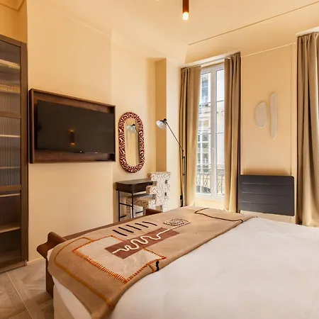 Nochichi Collections - Elysee Appartement Parijs